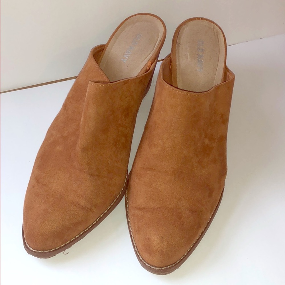 Old Navy heeled brown mules - size 10